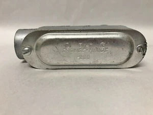 Cuerpo de salida de conducto Crouse-Hinds LB29 con cubierta 290 3/4" #9966 - Imagen 1 de 7