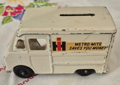 Vintage Hyster International Metro-Mite Die Cast  Delivery Van Truck Bank - Image 1 of 4