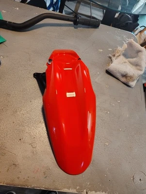 Guardabarros delantero Ducati Scrambler Urban Motard 2022 2023 nuevo 56411331AA Foto 1 de 3