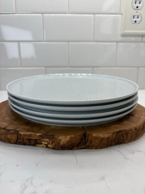 4 platos de cena gris claro con patrón de diamantes Ikea Krustad de gres de 9 7/8 de diámetro Foto 1 de 4