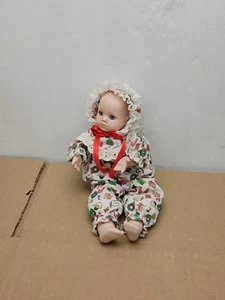 Vintage 10'' Wind up Musical Porcelain Baby Doll With Movement - Picture 1 of 19