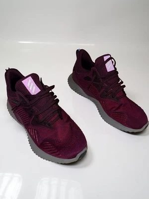 Zapatos deportivos Adidas AlphaBounce para hombre EE. UU. 11,5 gris borgoña Foto 1 de 4