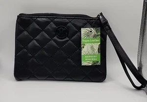 NEW Badgley Mischka Quilted Card Holder Wallet Wrislet In Black - Picture 1 of 7