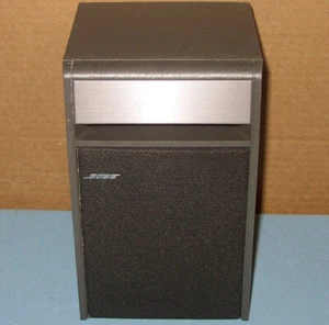 Bose 141 Bookshelf Stereo One singolo altoparlante full-range USA **pulito e testato** - Foto 1 di 7