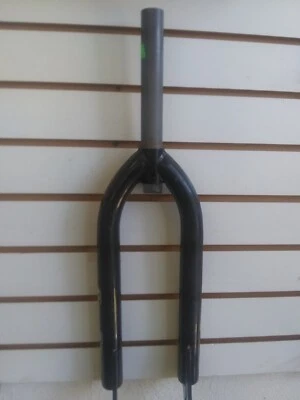 Haro fork for 24 inch bmx. 14 m.m.  drop out (axel size) New - Image 1 of 3