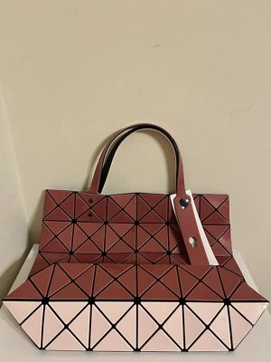 Bolso de Mano Bao Bao Issey Miyake Color Lucent Rosa Foto 1 de 4