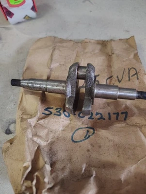 poulan crankshaft 530022177 - Image 1 of 3