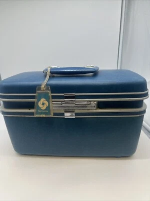 Vintage Blue Samsonite Silhouette Train Hard Makeup Case With Tray & Tag No Key - Image 1 of 4