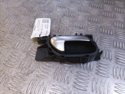 PEUGEOT 508 2010-2014 MANIJA PUERTA - INTERIOR (LADO CONDUCTOR TRASERO) NEGRO 9800099680 Foto 1 de 4