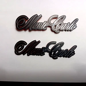 NOS 78-86 NOS MONTE CARLO FENDER EMBLEMS 14068812 (2) - Bild 1 von 3