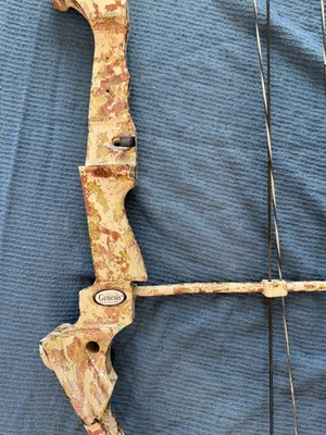 Genesis Camo Bow- Wild Turkey Special Edition RH  - Image 1 of 4