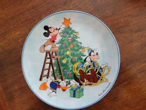 Plato de coleccionista de Navidad de Walt Disney 1983 Sneak Vista previa Schmid 411/20K - Imagen 1 de 2
