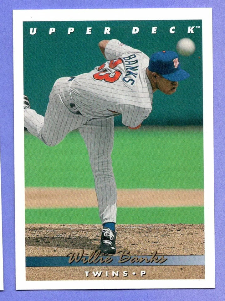 1993 Upper Deck #686  Willie Banks  Twins  - Image 1 of 1