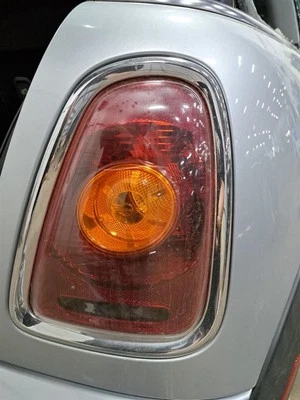 Lâmpada traseira lateral de passageiro Rh 2007 Mini Cooper Minicooper Sku#4152330 - Imagem 1 de 4