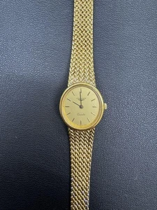 Reloj Longines de malla dorada para mujer - Imagen 1 de 10