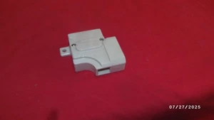 Brother VX-710 Replacement Receptacle - Picture 1 of 3
