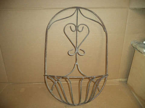 Vintage Wall Pocket Planter  Metal /Wrought Iron   Lots of Patina Cover