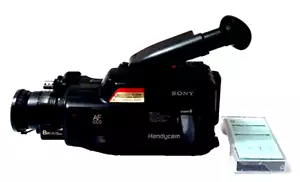 Originale Vintage Sony Handy Cam CCD F201 per ricambi/riparazioni NUOVO Maxwell 8mm Tape - Foto 1 di 9