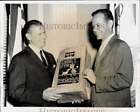 1962 Press Photo John Volpe & Richard Hoover Hold Shopping Bag By Stop And Shop
