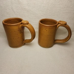 Set of Two Tom Jones Stoneware Mugs Signed 2017 Hand Thrown Studio Pottery - Picture 1 of 12