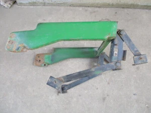 John Deere 212 Hood Grille Support Hood Hinges - Picture 1 of 6