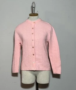 Vintage Pink Cardigan Sweater Medium  Chunky Knit Cottage 60s 70s Sweet Feminine - Picture 1 of 5