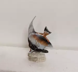 Hand carved and painted wood Angel Fish 4x2.5" fish figurine on coral base new - Picture 1 of 5