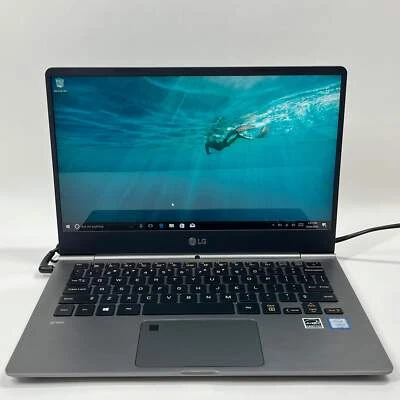 LG LG gram 13z970 13.3" i5-7200U 2.5GHz 8GB RAM 250GB SSD Foto 1 de 4