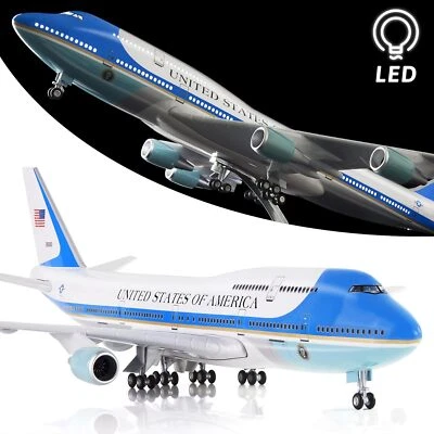 Modelo de avión Boeing 747 Air Force One 1/150 con lámpara de control por voz de tren de aterrizaje Foto 1 de 4