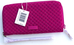 Muñequera Vera Bradley Microfibra Icónica Acordeón RFID en Rosa Pasión - Nueva con Etiquetas - Imagen 1 de 3