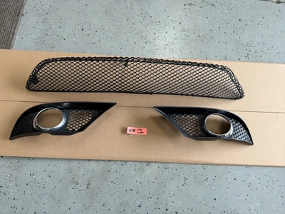 2006-2009 Mercedes W209 CLK AMG Sport Left & Right Fog Light Grilles + CENTER - Image 1 of 4