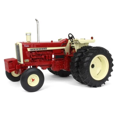 ERTL, IH FARMALL 1206 gemelli posteriori - Collezione Prestige, 1/16,  ERTL44382 - Immagine 1 di 4