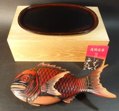JAPANESE SCULPTURE LACQUERED SEA BREAM FISH LIDDED TRAY PLATE , WOOD TRAY ＆ BOX - Image 1 of 4
