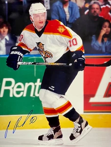 Pavel Bure Autographed 16x20 Hockey Photo - Picture 1 of 1