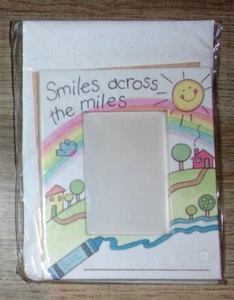 Midwest of Cannon Falls Perjinkities Photo Frame & Envelope Smiles Across Miles - Picture 1 of 2