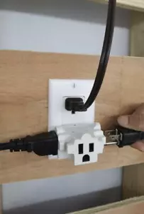 Adaptador divisor de 3 vías BLANCO tres clavijas tierra triple grifo toma de pared - Imagen 1 de 2