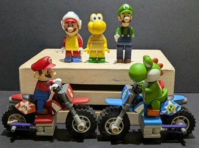 K'NEX Mario Kart Wii Figure Lot - Image 1 of 4