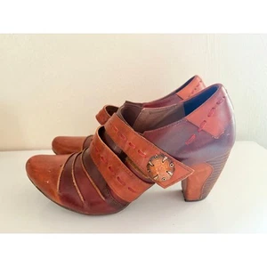 L'Artiste Spring Step Wondrous Heels Size 10 EU 41 Red Brown Retro Mary Janes - Imagen 1 de 7