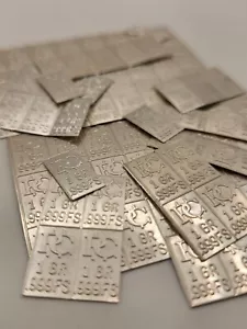 250 barras de plata pura de 1 grano cada una barras de plata .999 tamaños mixtos Preppers dinero - Imagen 1 de 6