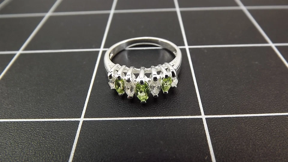 Sterling Silver 925 Peridot & Clear Stone Marquise Ring 3.2 Grams Size 6 3/4 - Image 1 of 3
