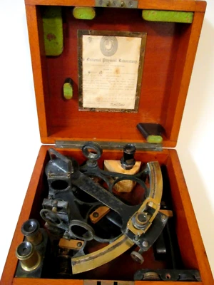 Antiguo Sextante 1919 JW Ray & Co. Liverpool R.E. Reynolds Foto 1 de 4
