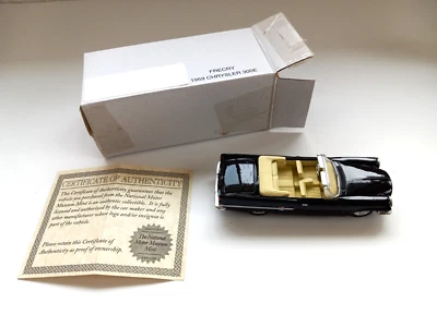 Винтажная литая модель 1959 Chrysler 300E черная с откидным верхом с сертификатом - Изображение 1 из 4