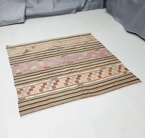 Kilim turco formato quadrato tessuto a mano, 5,4x5 piedi, tappeto boho colorato - Foto 1 di 9
