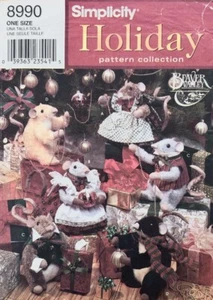 Simplicity Sewing Pattern 8990 Holiday Christmas 20cm Mice Family & Clothing - Picture 1 of 3