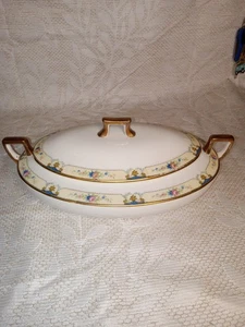 Vintage Homer Laughlin Empress Covered Casserole Gold Edge Rose & Lattice - Picture 1 of 4
