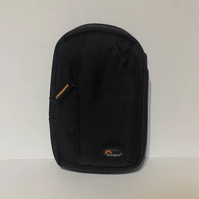 Lowepro Compact Soft Camera Case Black Small Pouch Bag for Digital Camera - Image 1 of 3