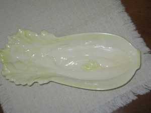 Plato de apio amarillo pálido-verde de cerámica vintage 12" x 5" plato de crudita firmado PR - Imagen 1 de 10