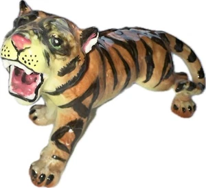 Vintage Wales Chinaware Porcelain Hand Painted Tiger Figurine Japan - Picture 1 of 4