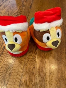 Bingo from Bluey Christmas Holiday Slippers Unisex Kids Size 2.5 New - Picture 1 of 5