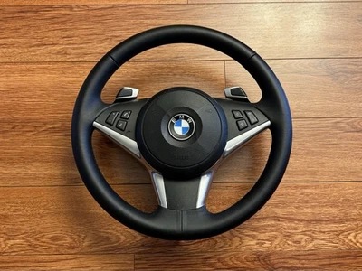 Volante deportivo completo de cuero negro OEM BMW E60 E61 E63 E64 cambio de paleta Foto 1 de 4